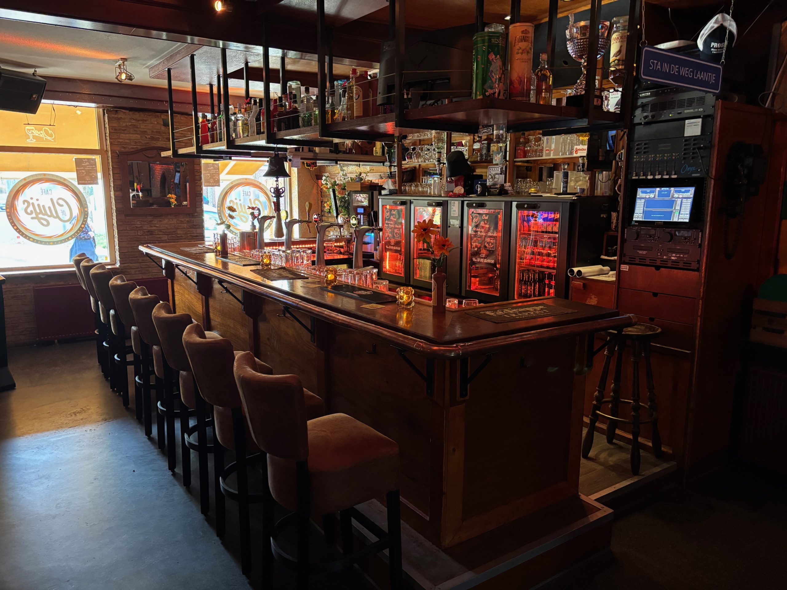 Bar