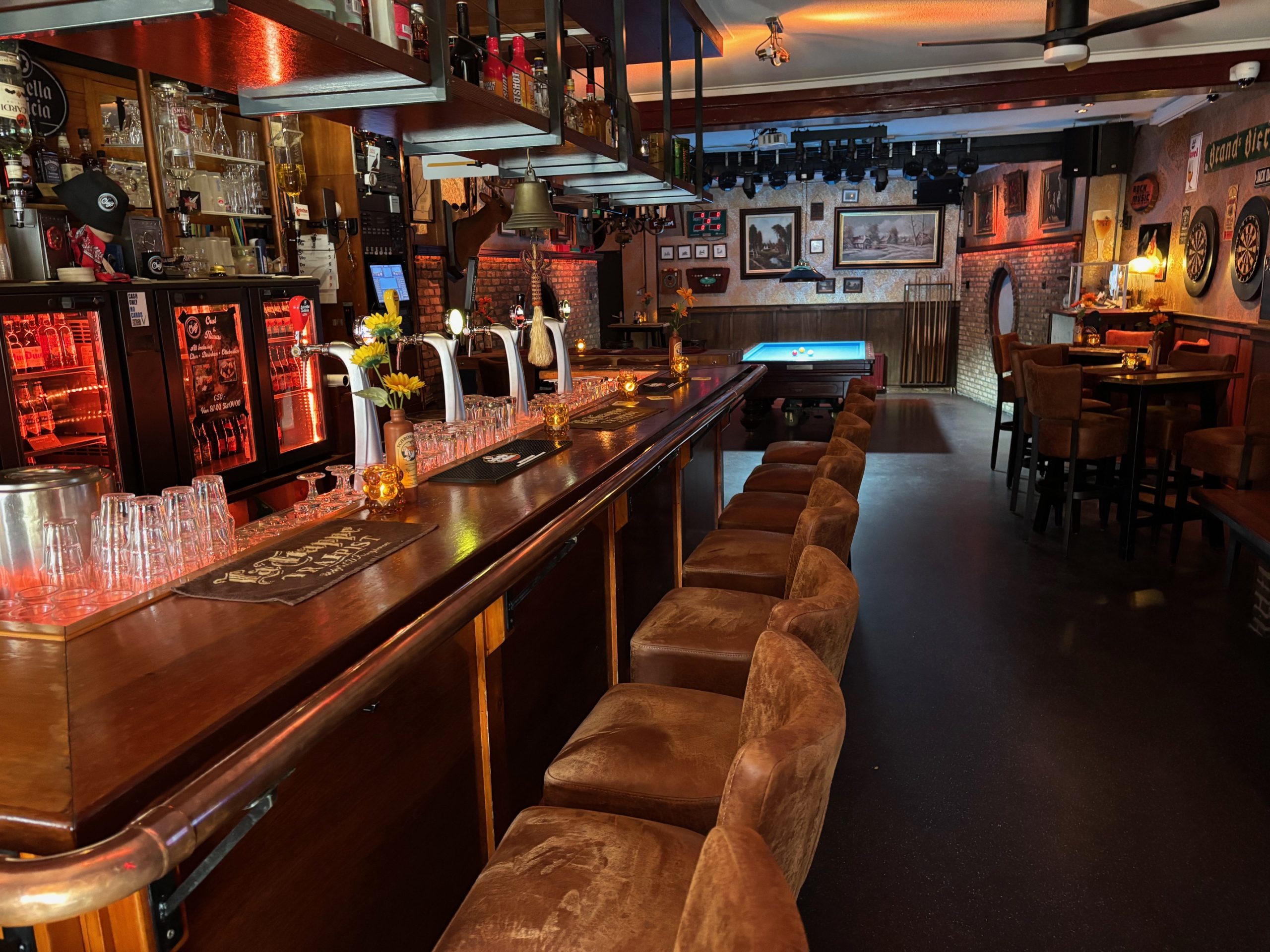 bar